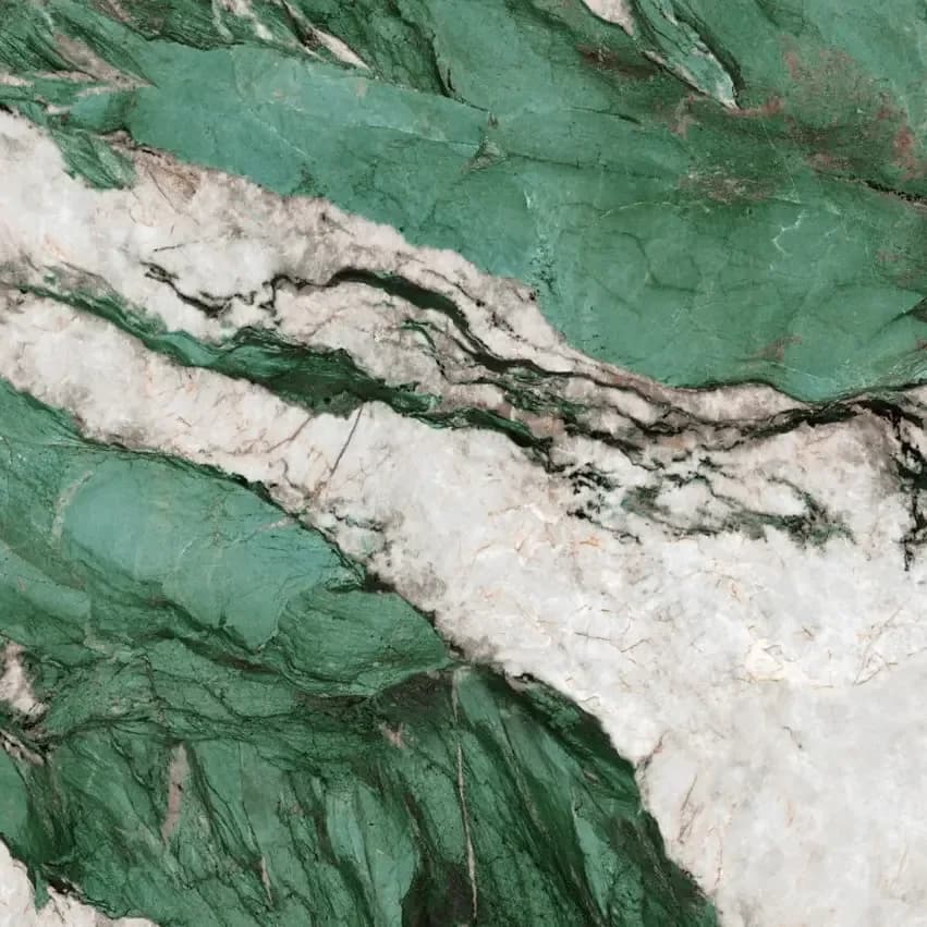 Zafiro Verde — კვარცის ზედაპირი